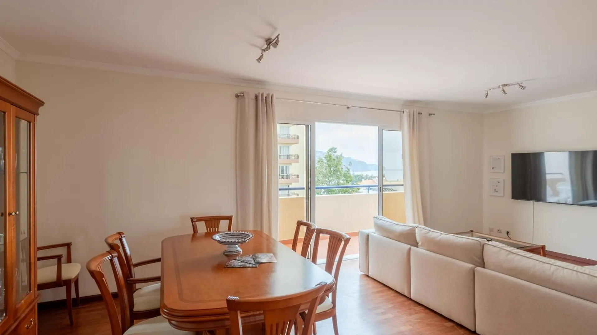 Madeira Sunny Penthouse Apartment Funchal