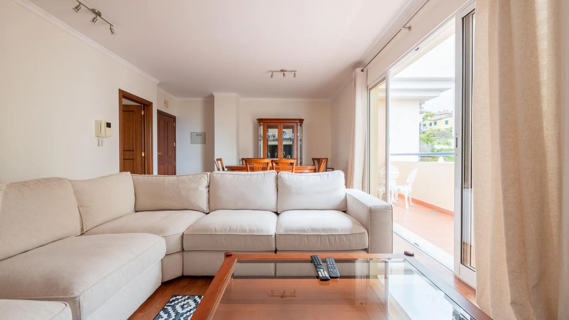 Madeira Sunny Penthouse location
